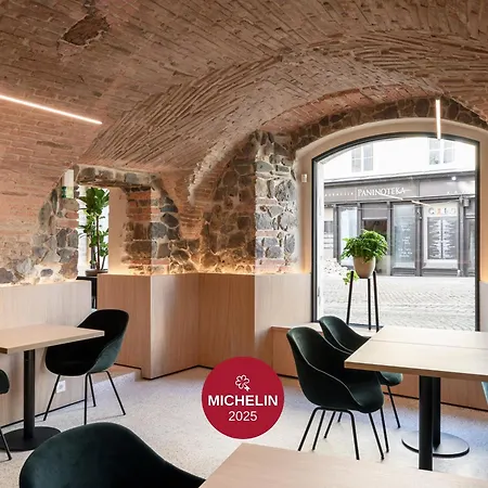 Zlata Ladjica Boutique 5* Lublaň