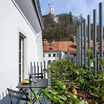 Zlata Ladjica Boutique Hotel 5*