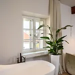 Zlata Ladjica Boutique 5* Liubliana