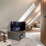 Zlata Ladjica Boutique 5* Lublana