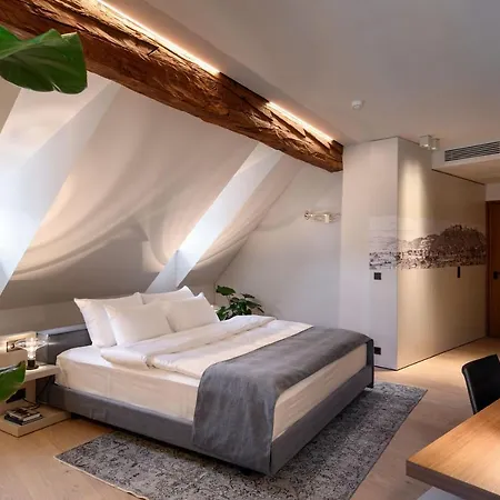 فندق Zlata Ladjica Boutique 5*