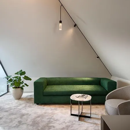 Zlata Ladjica Boutique Ljubljana