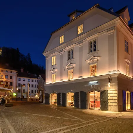 ホテル Zlata Ladjica Boutique 5*