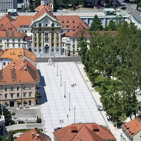 Zlata Ladjica Boutique 5* Liubliana