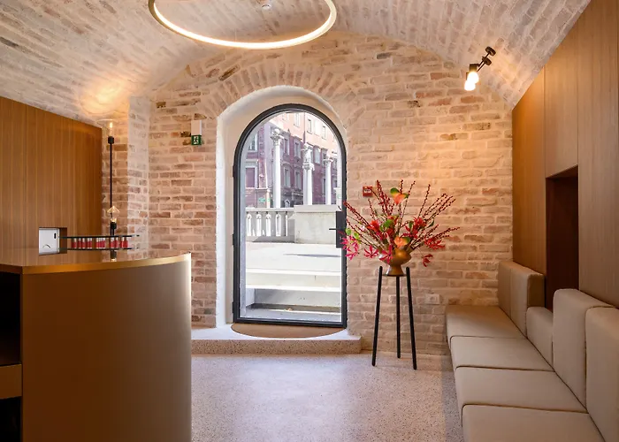 Zlata Ladjica Boutique Hotel