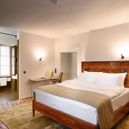 Zlata Ladjica Boutique 5*