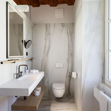 Zlata Ladjica Boutique Hotel