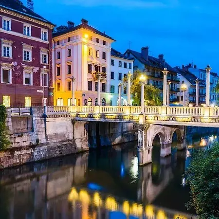 Zlata Ladjica Boutique 5* Ljubljana